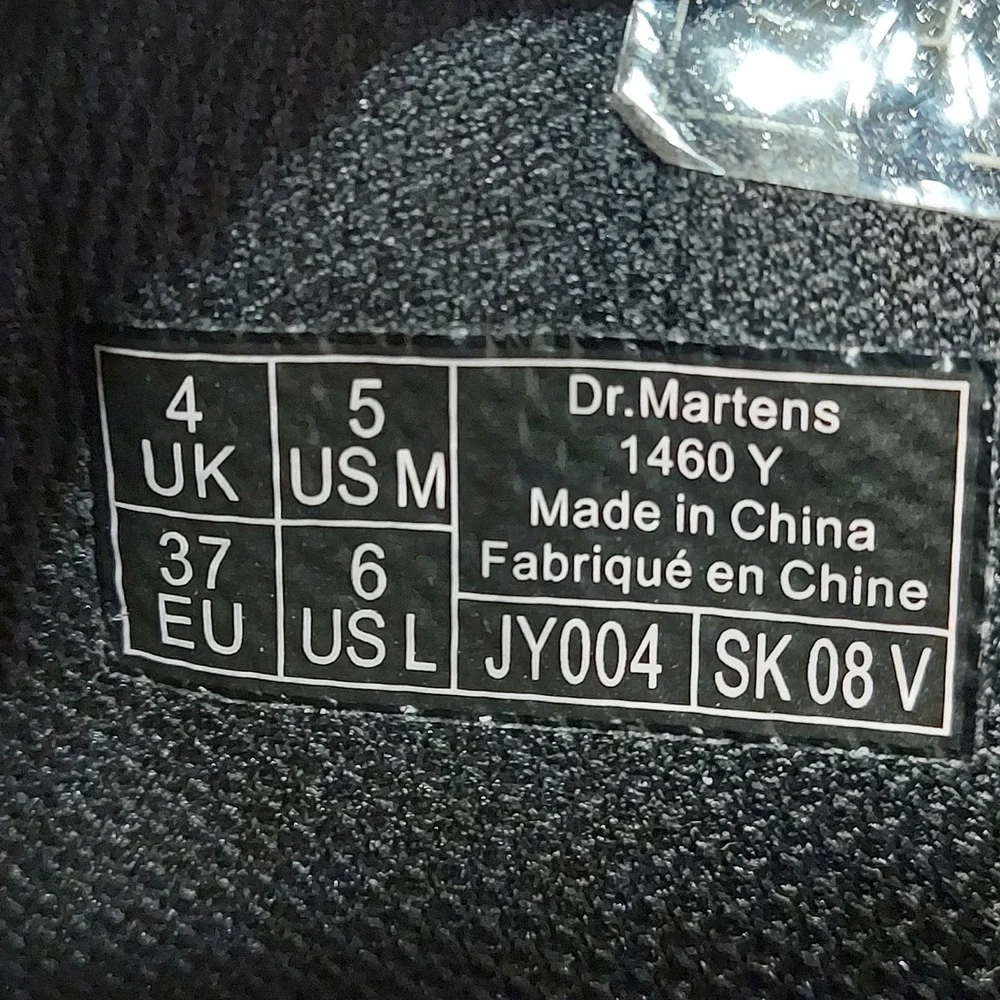 EUC Dr Martens 1460Y Black Patent‎ Leather Boots Kids Youth Size 5